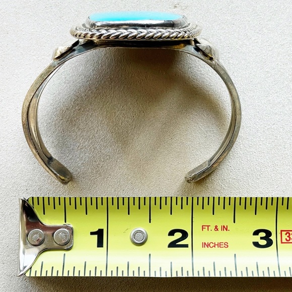 Vintage Turquoise and Silver Cuff - Picture 8 of 9